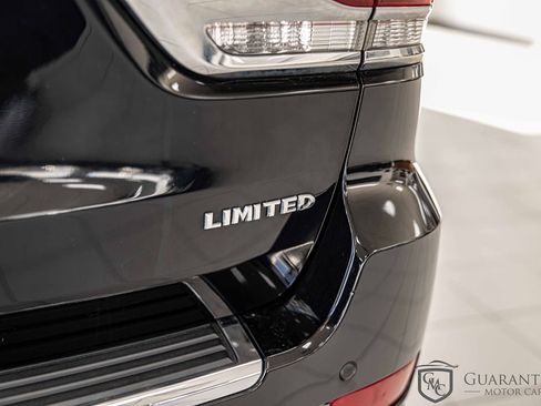 Used 2019 Jeep Grand Cherokee Limited image 14