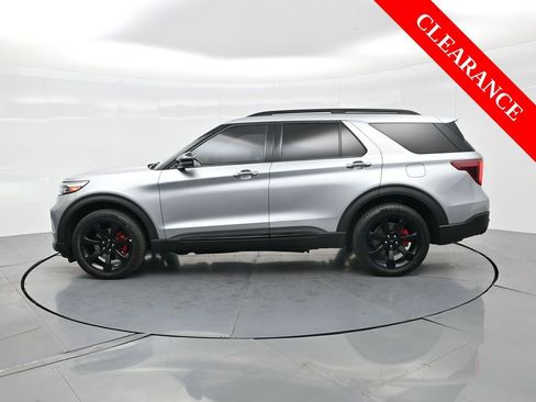 Used 2023 Ford Explorer ST w/ Equipment Group 401A image 10