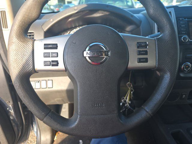 Used 2016 Nissan Frontier SV RWD image 17