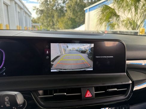 Used 2025 Kia Seltos S image 24