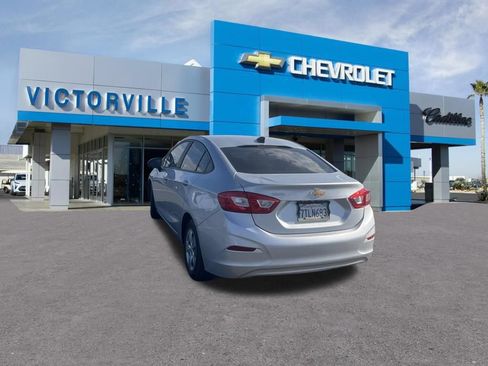 Used 2016 Chevrolet Cruze LS FWD image 7