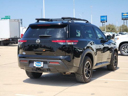 Used 2025 Nissan Pathfinder Rock Creek AWD/4WD image 7