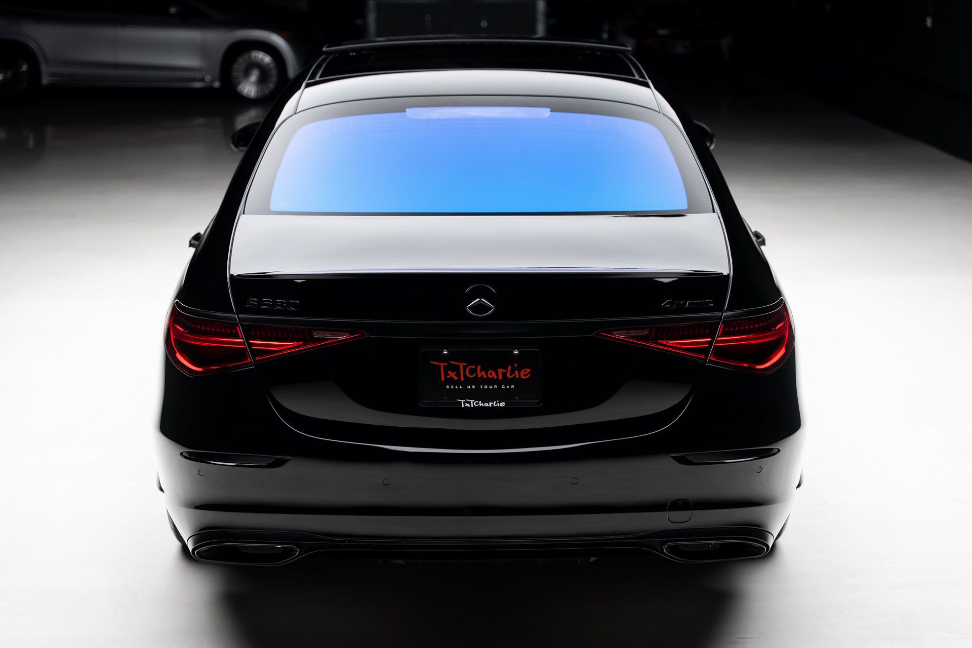 Used 2024 Mercedes-Benz S 580e 4MATIC Sedan w/ Warmth & Comfort Package image 24