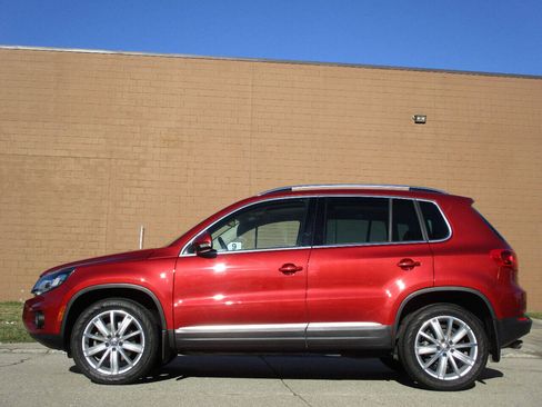 Used 2016 Volkswagen Tiguan SE AWD/4WD image 4