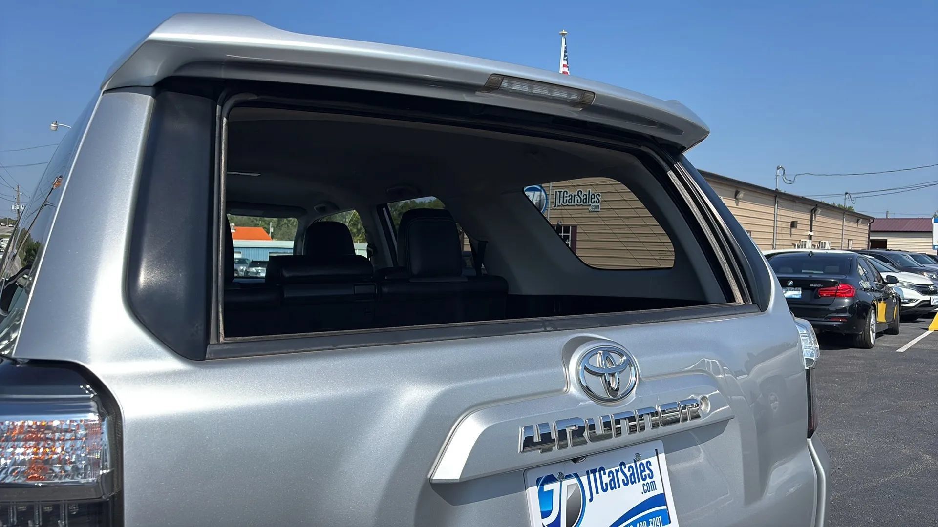 Used 2017 Toyota 4Runner SR5 Premium AWD/4WD image 32