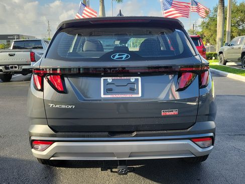 Used 2026 Hyundai Tucson SE FWD image 10