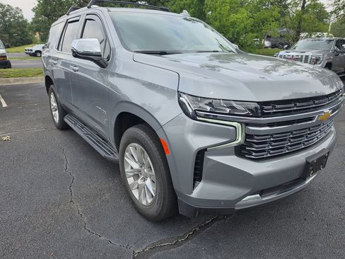 Used 2023 Chevrolet Tahoe Premier AWD/4WD image 2