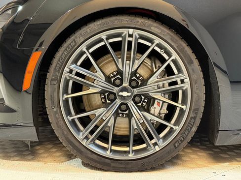 Used 2017 Chevrolet Camaro ZL1 image 26