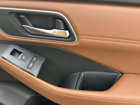 New 2026 Nissan Rogue Platinum AWD/4WD image 21