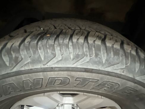 Used 2023 Toyota 4Runner SR5 AWD/4WD image 11