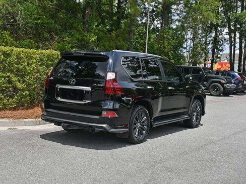 Used 2020 Lexus GX 460 Luxury w/ Luxury Sport Package AWD/4WD image 4