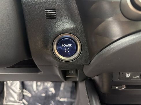 Used 2021 Lexus ES 300h w/ Premium Package image 17