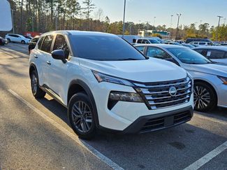 Used 2024 Nissan Rogue S video 1