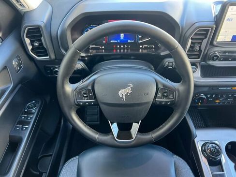 Used 2024 Ford Bronco Sport Outer Banks image 17