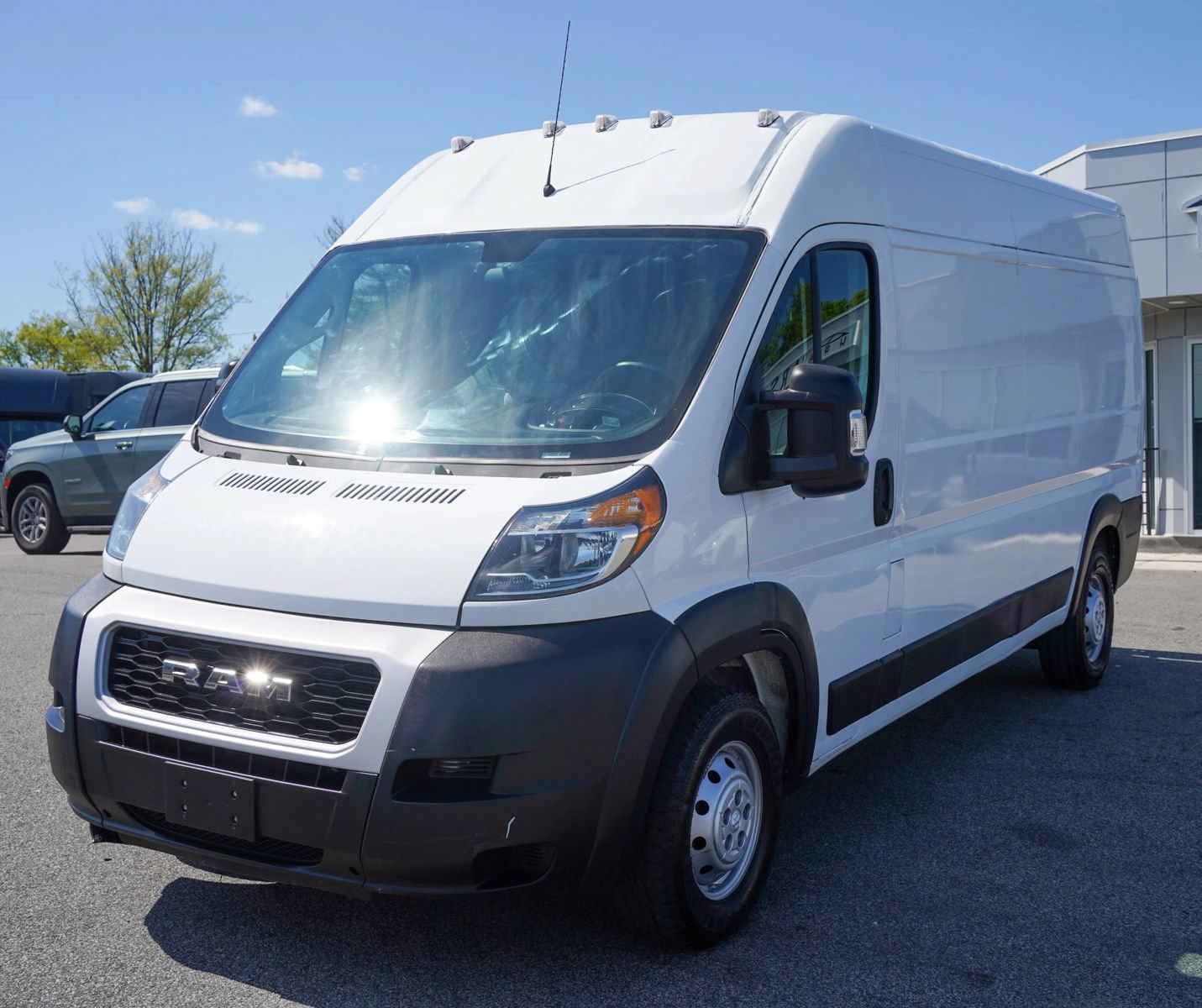 Used 2021 RAM ProMaster 2500 FWD image 2