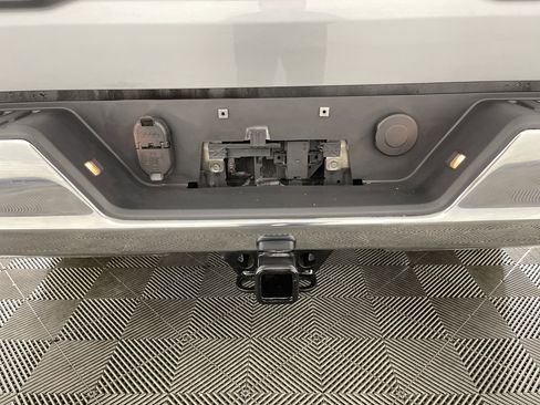 Used 2024 Chevrolet Silverado 1500 LT w/ Leather Package image 6