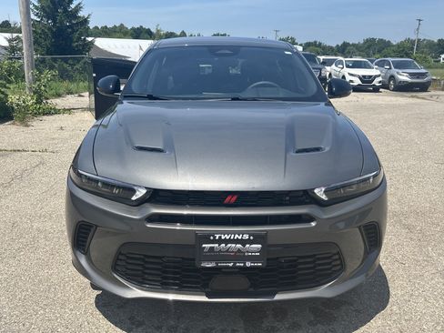 Used 2024 Dodge Hornet GT w/ GT Blacktop Package AWD/4WD image 11