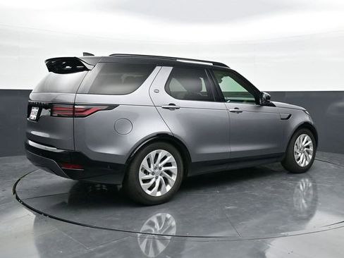 Used 2023 Land Rover Discovery S R-Dynamic AWD/4WD image 2