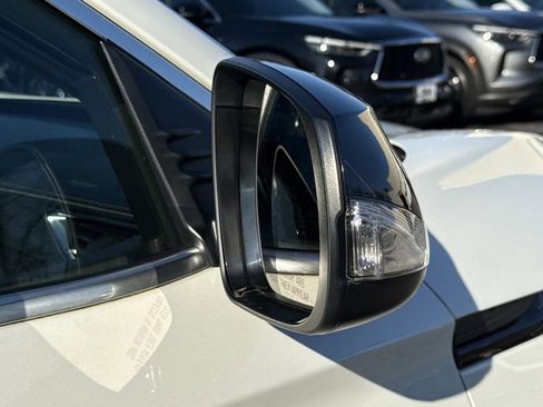 Certified 2022 INFINITI QX50 Luxe w/ Appearance Package image 27