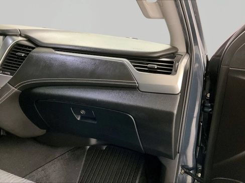 Used 2019 Chevrolet Tahoe LS AWD/4WD image 22