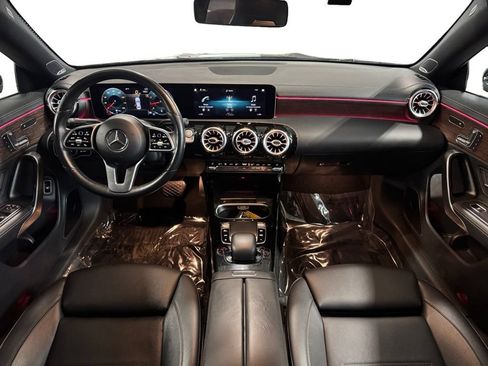Used 2020 Mercedes-Benz CLA 250 4MATIC w/ Premium Package image 14