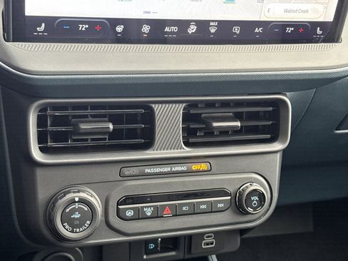 New 2025 Ford Maverick Lariat w/ Black Appearance Package AWD/4WD image 24