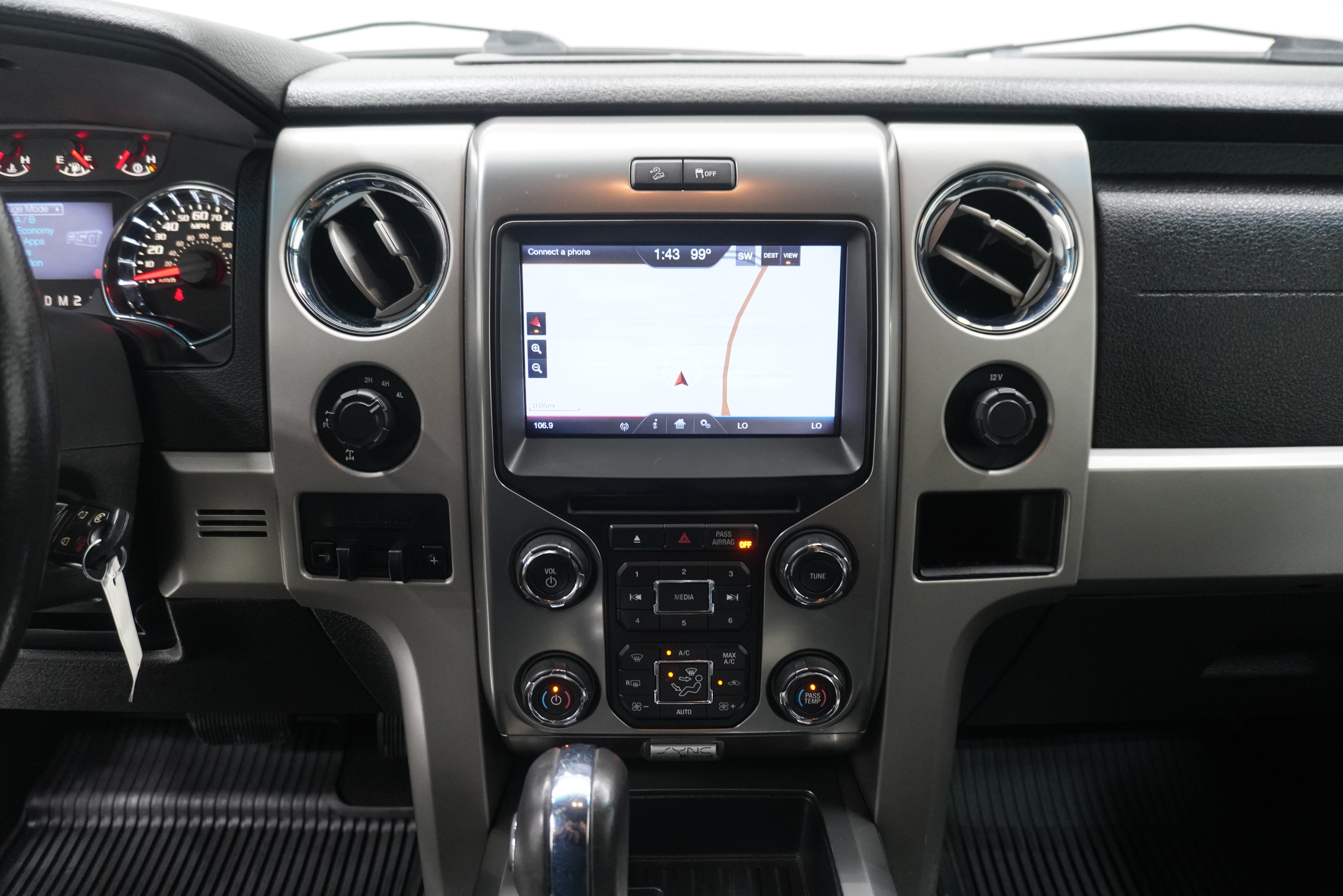 Used 2013 Ford F150 FX4 w/ Luxury Equipment Group AWD/4WD image 23