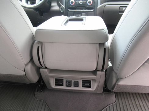 Used 2021 GMC Sierra 1500 SLE AWD/4WD image 31