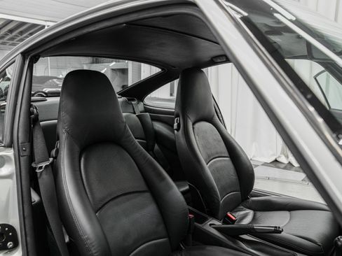 Used 1998 Porsche 911 GT3 RS image 22