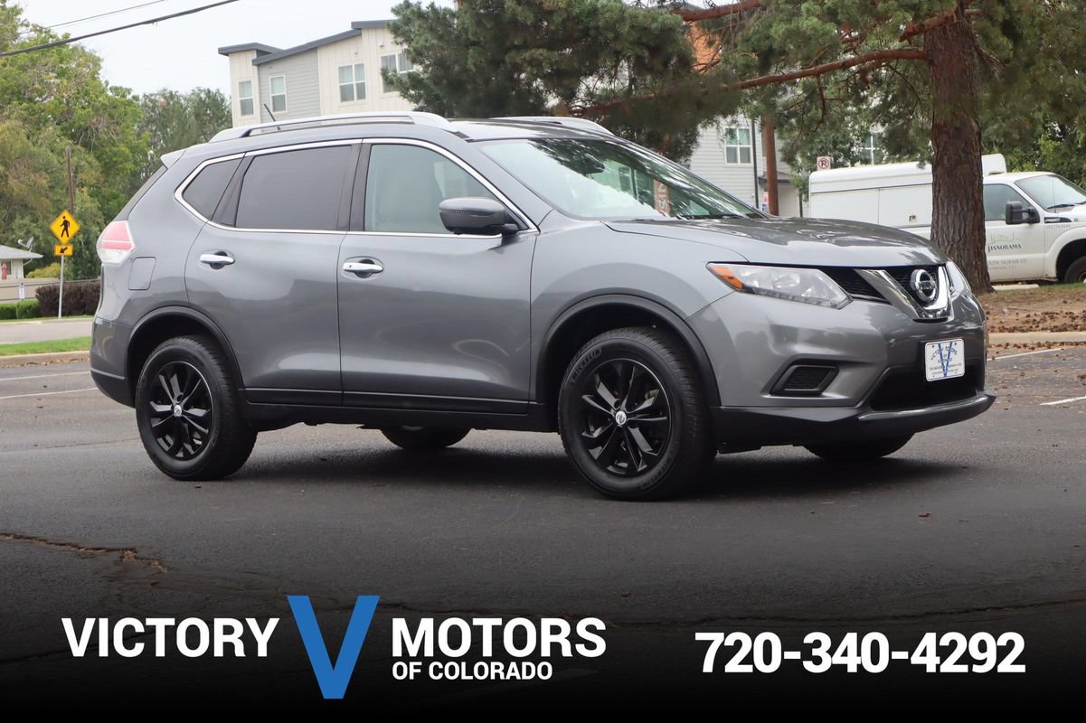 Used 2016 Nissan Rogue SV w/ SV Premium Package AWD/4WD image 1
