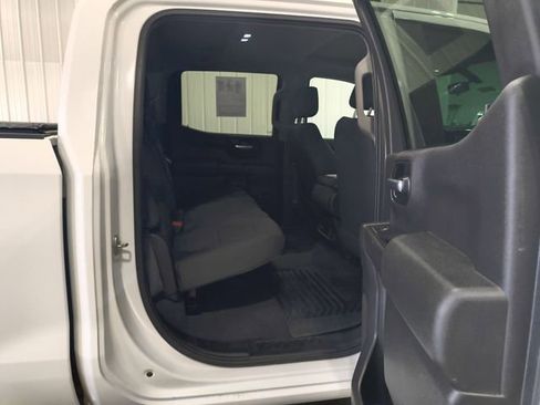 Used 2019 Chevrolet Silverado 1500 Custom AWD/4WD image 26