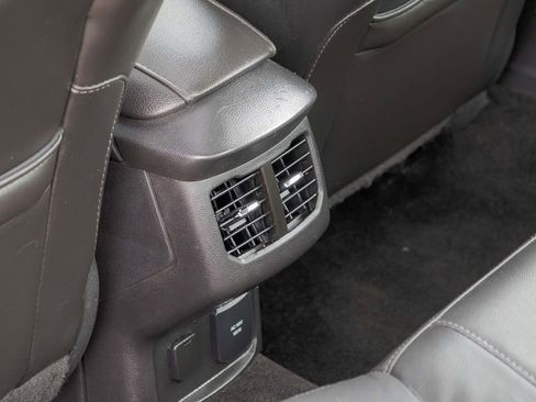 Used 2013 Ford Fusion Titanium w/ Titanium Driver Assist Pkg image 33