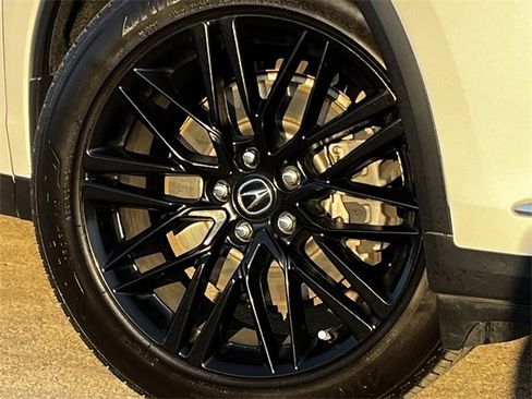 Certified 2023 Acura MDX SH-AWD w/ Advance Package image 30