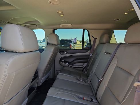 Used 2019 Chevrolet Tahoe LT w/ Luxury Package image 17