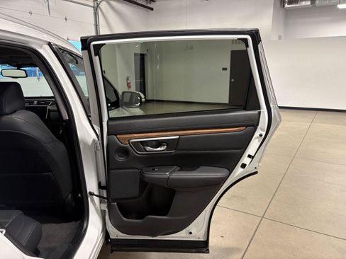 Used 2022 Honda CR-V Touring image 40