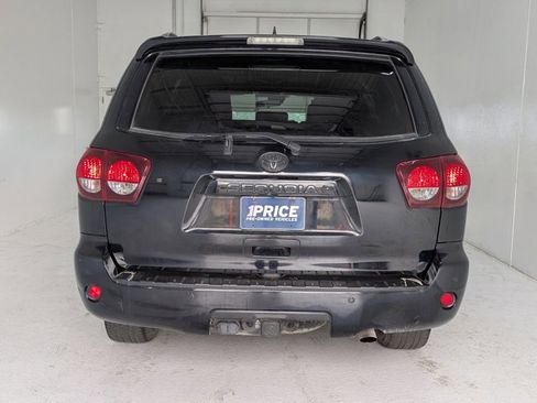 Used 2022 Toyota Sequoia TRD Sport image 7
