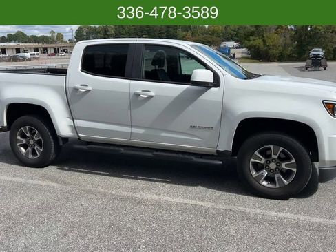 Used 2015 Chevrolet Colorado Z71 image 11
