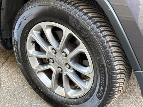 Used 2015 Jeep Grand Cherokee Limited AWD/4WD image 6