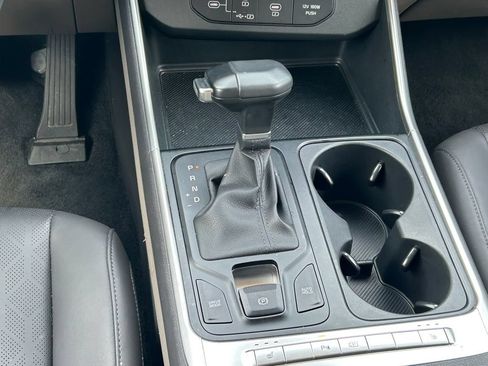 Used 2026 Kia Carnival FWD image 21