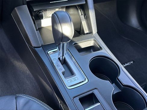 Used 2017 Subaru Legacy 3.6R Limited image 27