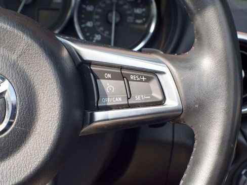Used 2018 MAZDA MX-5 Miata Grand Touring RWD image 22