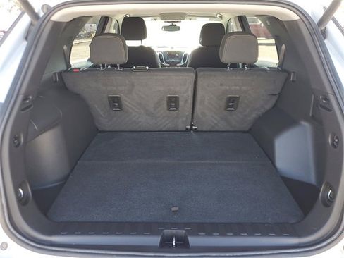 Used 2022 Chevrolet Equinox LT image 7