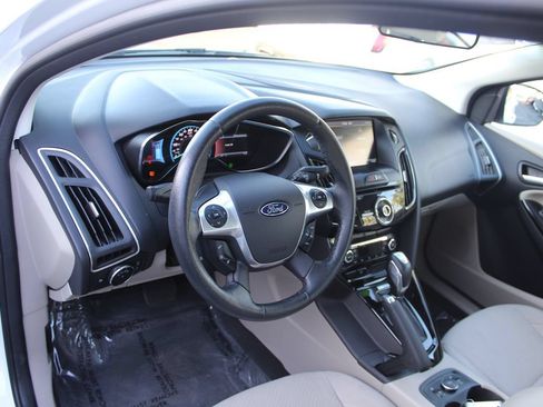 Used 2014 Ford Focus Electric Hatchback FWD image 16