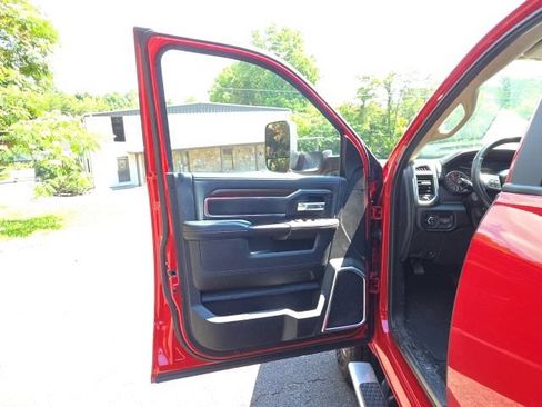 Used 2022 RAM 3500 Laramie AWD/4WD image 13