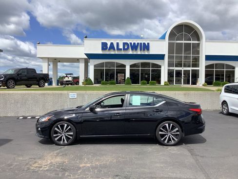 Used 2021 Nissan Altima 2.5 SR image 4