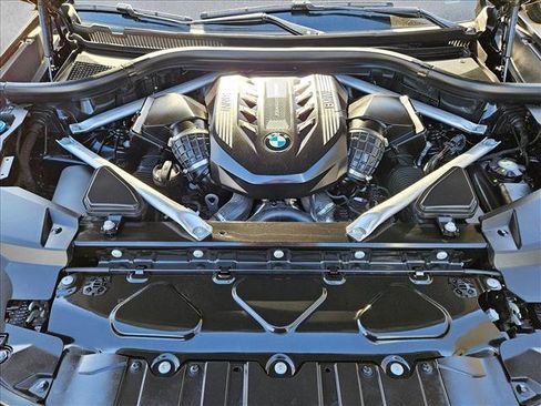Used 2022 BMW X5 M50i w/ Executive Package image 24