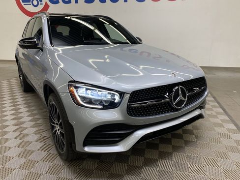 Used 2021 Mercedes-Benz GLC 300 4MATIC image 2