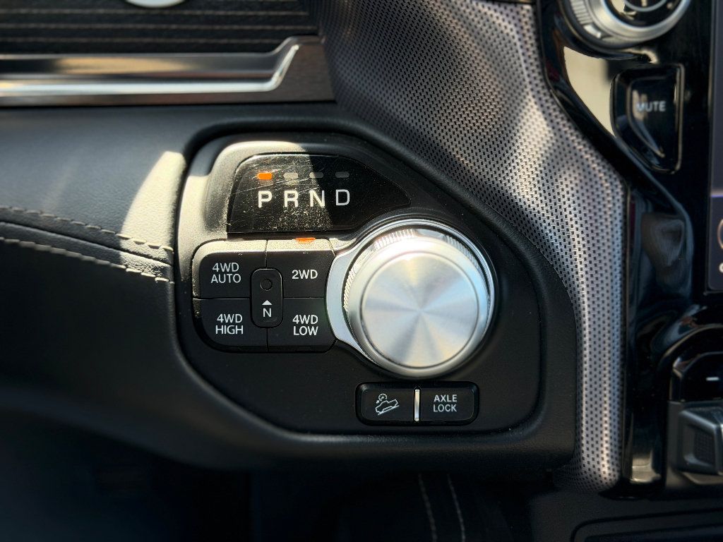 Used 2019 RAM 1500 Limited AWD/4WD image 12
