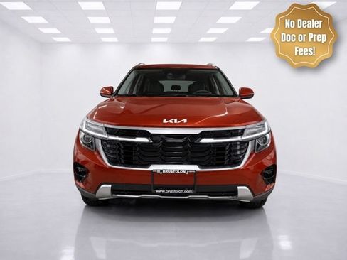 Used 2026 Kia Seltos S AWD/4WD image 2