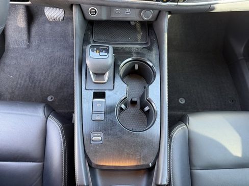 Used 2022 Nissan Rogue SL w/ SL Premium Package image 19